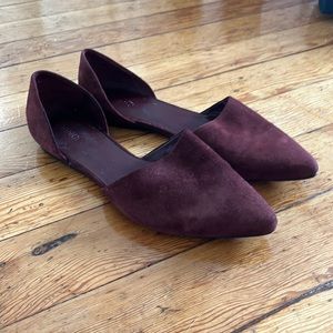Vince Suede D'Orsay Flats, Burgundy, size 10
Pointed-Toes